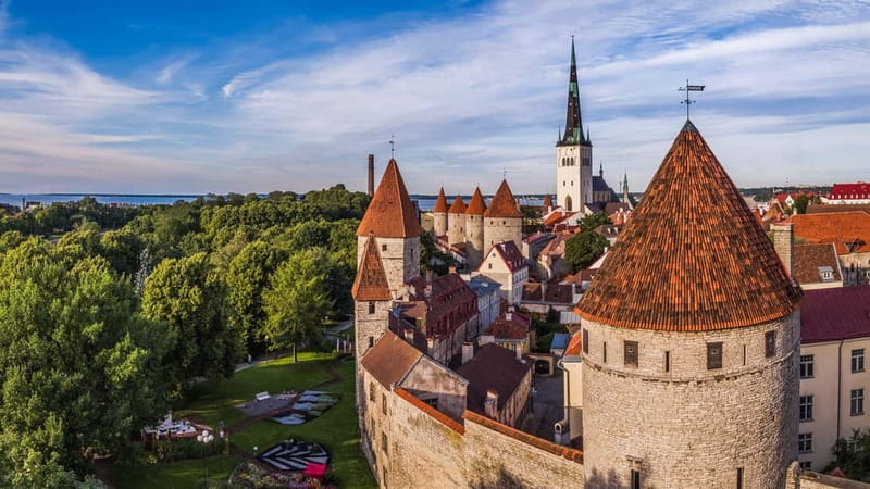Tallinn: 3-Day Roundtrip Cruise to Stockholm With Breakfast - Day 1: Leave Tallinn at 18:00 and Settle In Without Panic