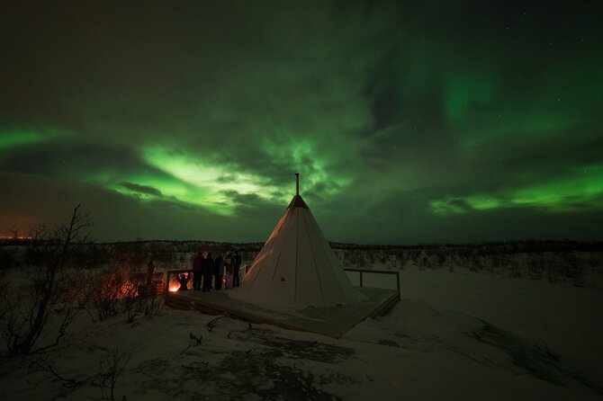 The Ultimate Aurora Photo Adventure - Your DSLR night plan: preset settings plus fast camera basics