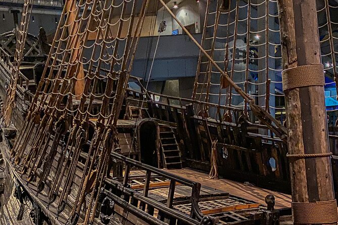The Vasa Museum: From Depth to Royal Glory -Private Tour - Exploring exhibits on your terms, without losing the plot