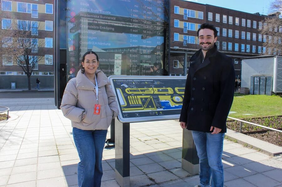 Uppsala: City Highlights and Hidden Gems Walking Tour - Finding your guide at Uppsala C and getting your bearings fast