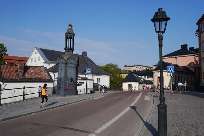 Uppsala Must See 2h city walk - 2h tour of all big attractions! - Price and logistics for a 2-hour overview that covers a lot