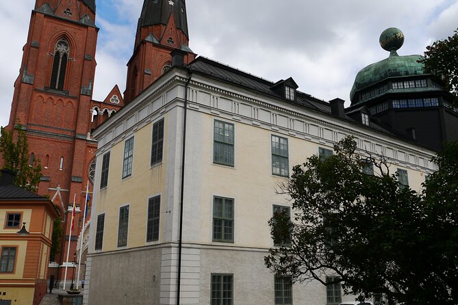 Uppsala's biggest attractions - 1h city walk in Uppsala city. - Why this Uppsala walk is a smart use of time