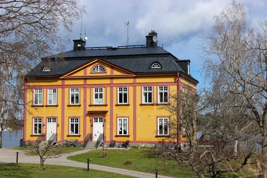 Vaxholm & Stockholm Archipelago: Guided Excursion, Day Trip - Price and value: what $241 buys you in real terms