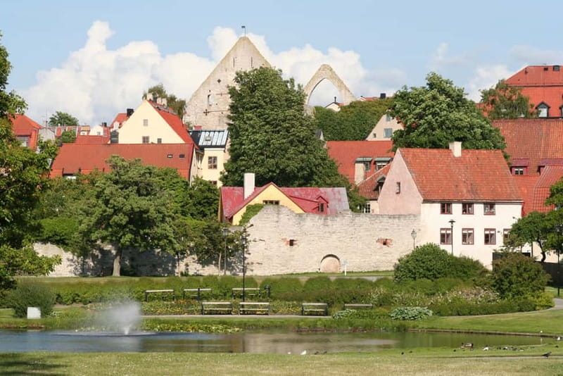 Visby: Hop-On Hop-Off 1 day Bus Tour - Stop-By-Stop: Harbour, Cruise Terminal, Österport, and the Main Historic Loop