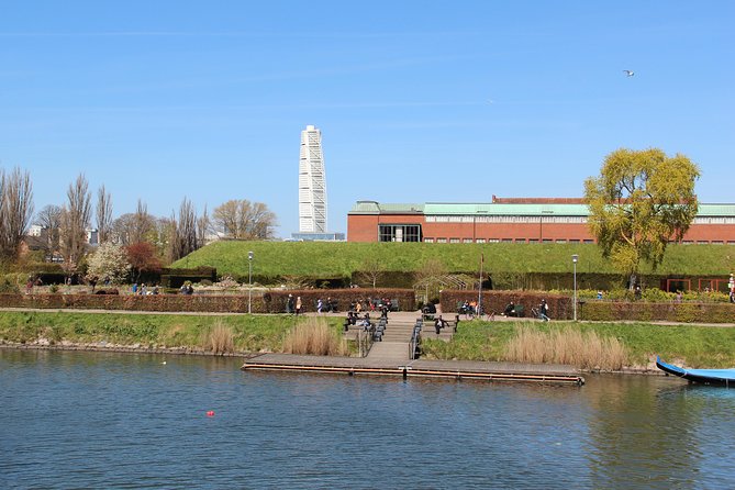 Walk Malmö with an audio guide - Stortorget and the cruel king statue: the main square as a story hub