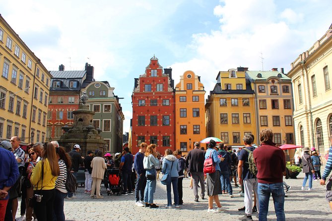 Walking Tour of Stockholm Old Town - Stop 1, Riksdagshuset: Stockholm’s modern power in a historic city