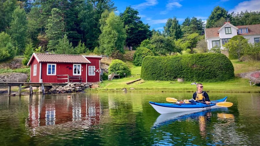 West Sweden: Sea Kayak Delight in Nature Reserves - How the 8 hours really play out on the water
